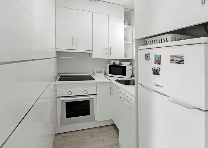 Charming In * Μαρμπέλλα